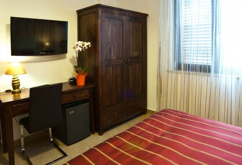 Quarto Triplo Estandar, B&b Night&day