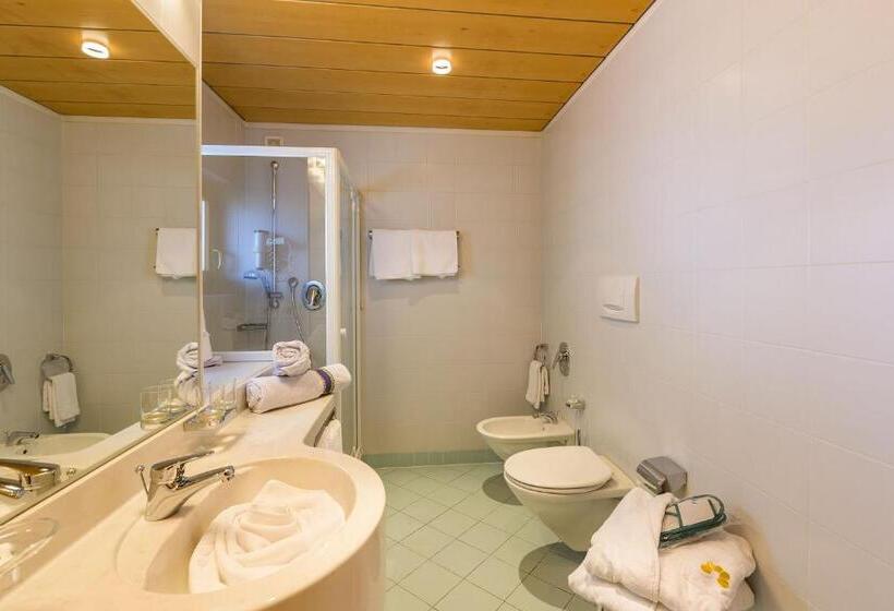 Полулюкс с Балконом, Glanzhof Hotel & Apartments