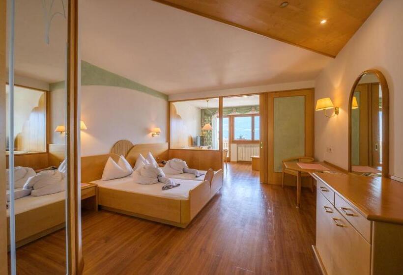 Полулюкс с Балконом, Glanzhof Hotel & Apartments