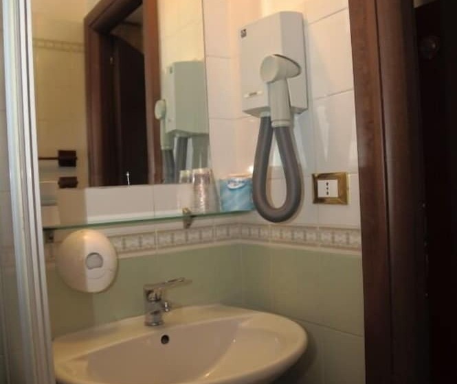 Habitación Estándar Individual, Sol Levante
