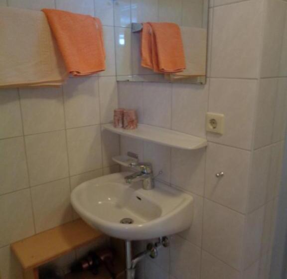 Апартаменты 3 Спальни, Matzenhof