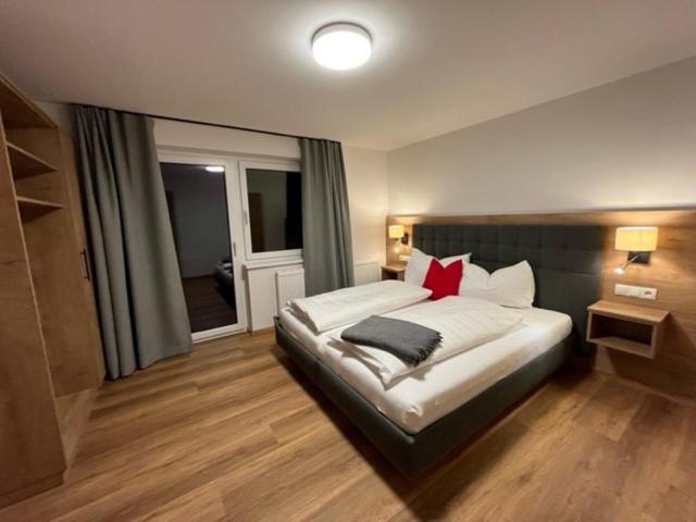 Апартаменты 2 Спальни, Mittersteghof