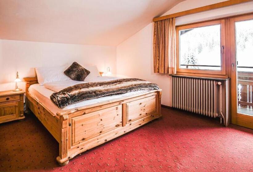 バルコニー付きスタンダードルーム, Guesthouse Dalnig