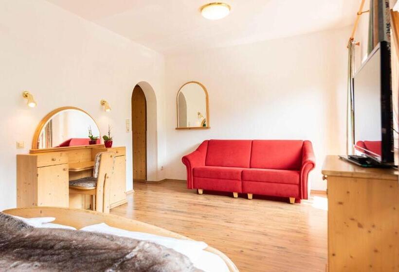 バルコニー付きスタンダードトリプルルーム, Guesthouse Dalnig