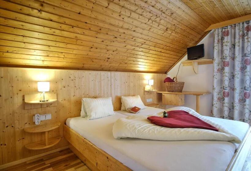 Люкс Вид на Горы, Seehotel & Seeapartments Kärntnerhof  Direkt Am See!