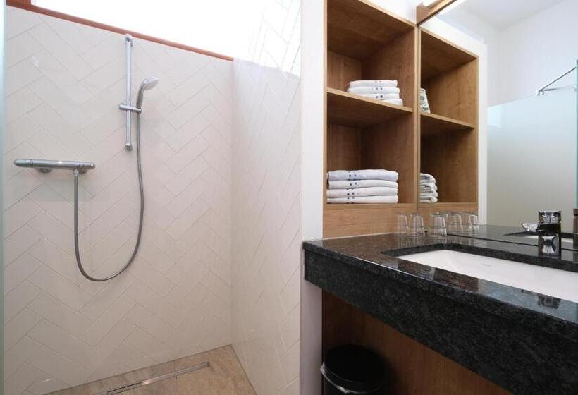 テラス付き１ベッドルームアパートメント, Seehotel & Seeapartments Kärntnerhof  Direkt Am See!