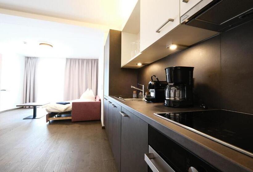 Апартаменты 1 Спальня Нижний Этаж, Seehotel & Seeapartments Kärntnerhof  Direkt Am See!