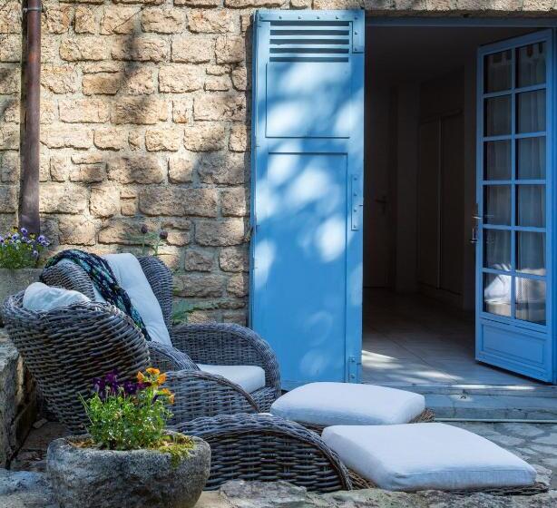 اتاق استاندارد, Restaurant Le Centenaire