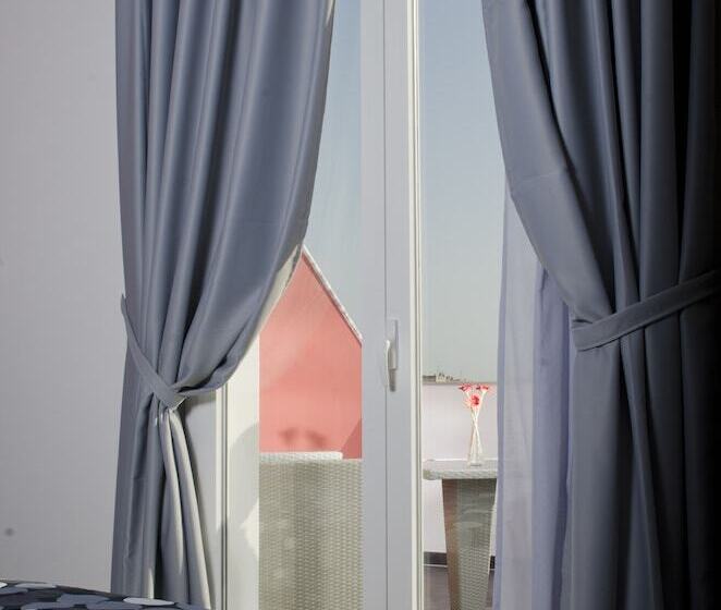 اتاق استاندارد, Rainbow Resort