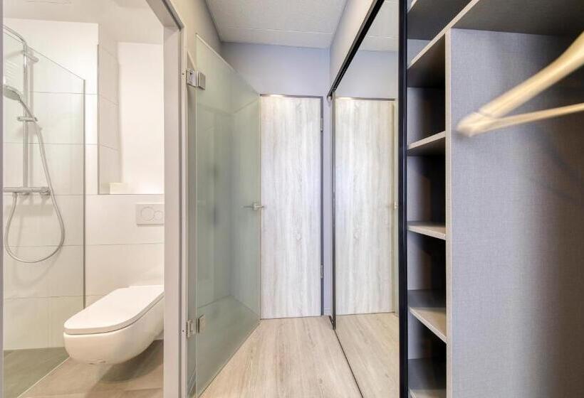 Номер Стандарт, Smart Stay Hotel Station