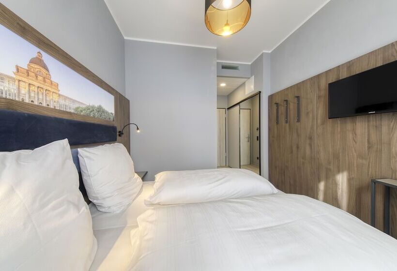 Номер Стандарт Индивидуальный, Smart Stay Hotel Station