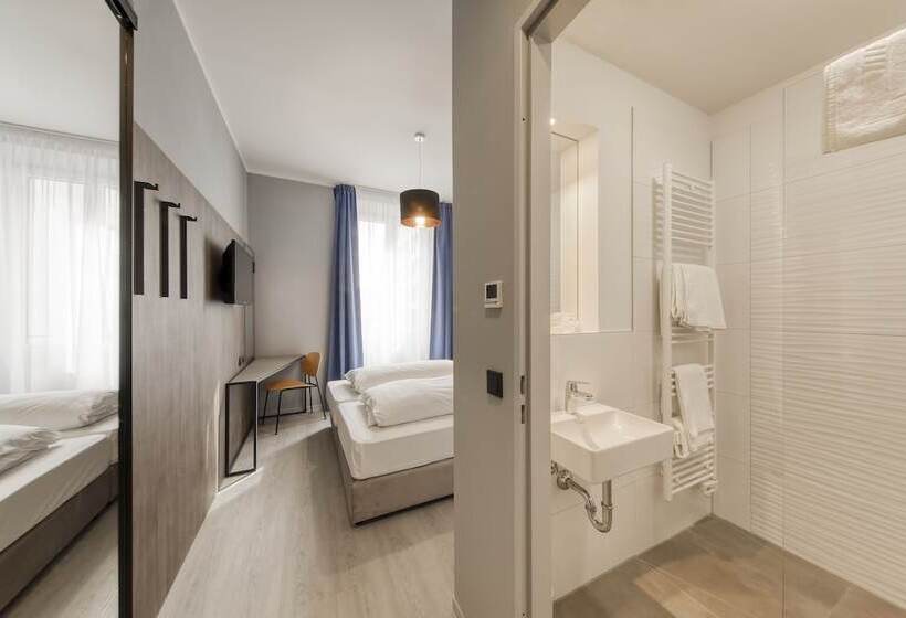 Номер Стандарт Индивидуальный, Smart Stay Hotel Station