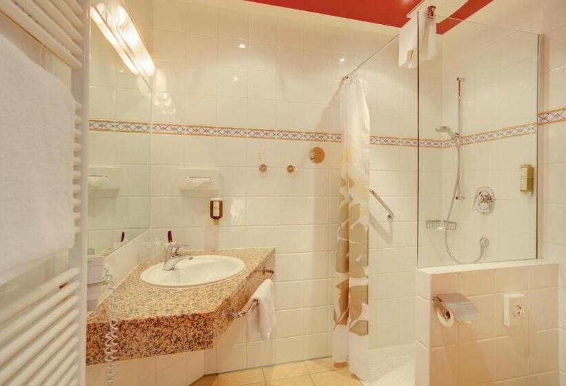Номер Стандарт, Elisabeth Hotel Garni