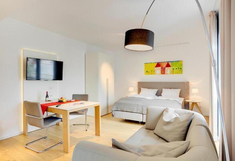 Студия Стандарт, Elisabeth Hotel Garni