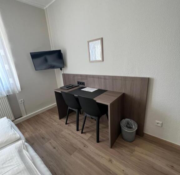 Номер Стандарт, Stockumer Hof