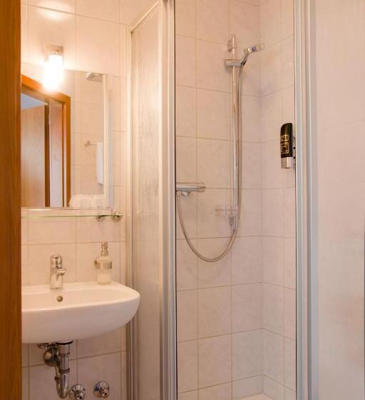 Номер Стандарт Трехместный, Gästehaus Zur Kurve