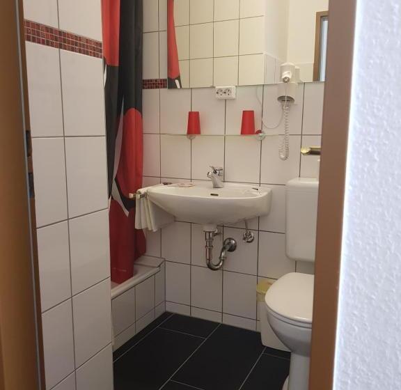 Номер Комфорт Индивидуальный, Habitación Doble Estándar   Panorama Hotel Pension Frohnau