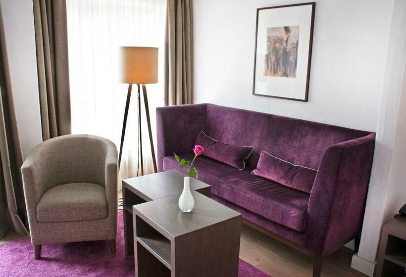 Номер Deluxe с Балконом, Bayerischer Hof