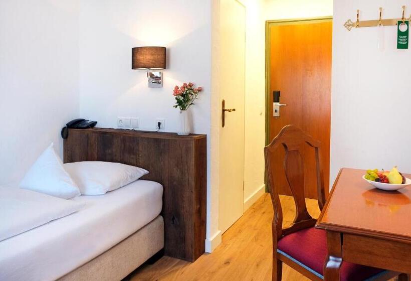 Номер Economy Индивидуальный, Bayerischer Hof