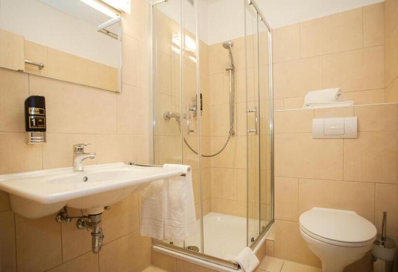 Quarto Estandar, Der Schöne Asten   Resort Winterberg