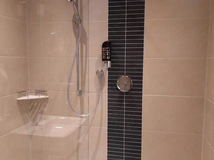 Quarto Estandar, La Baia