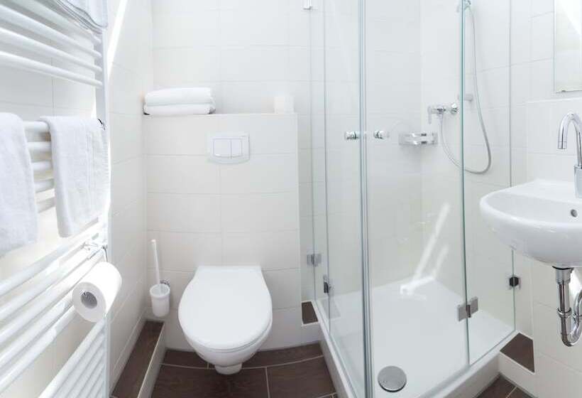 Полулюкс, Vitalhotel König Am Park