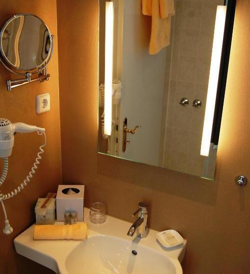 Номер Комфорт Индивидуальный, City Hotel Am Wasserturm Halle