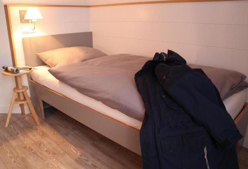Номер Стандарт Индивидуальный, Frühstückshotel Fürstenwerth