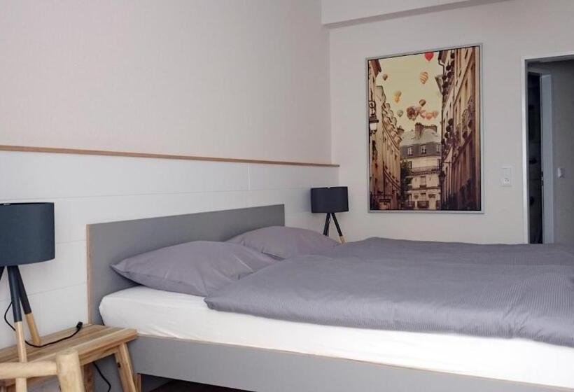 Номер Стандарт, Frühstückshotel Fürstenwerth