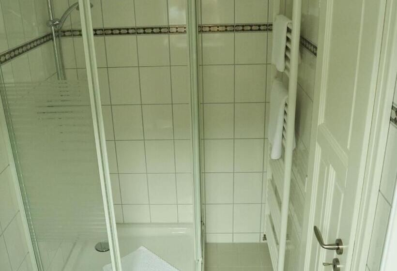 Апартаменты 1 Спальня, Mahlzeit   Hotel Brauhaus Weyhausen   Keramikstudio