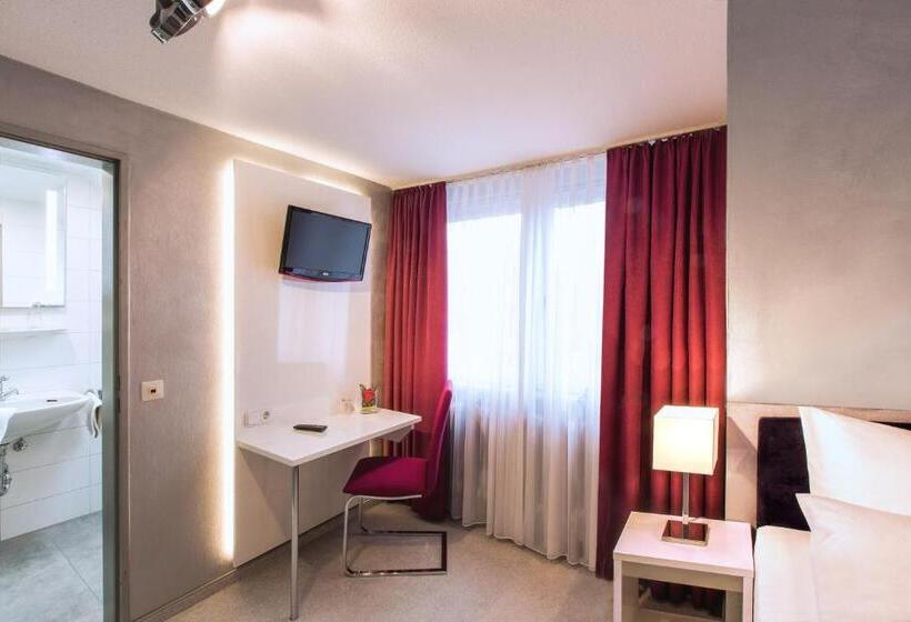 Номер Deluxe Одноместный, Hellers Twenty Four Ii  24h Check In