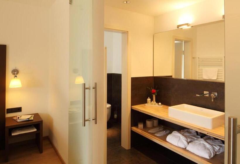 Номер Стандарт, Golfhotel Gut Neuenhof