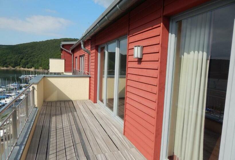 Suite with lake view, Der Seehof