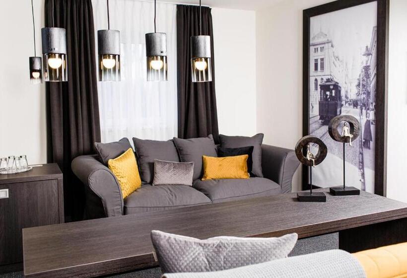 Family Suite, Restaurant Zwergschlösschen