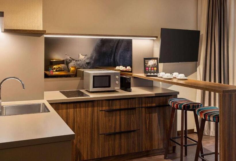 Люкс, Amedia Hotel & Suites Leipzig, Trademark Collection By Wyndham