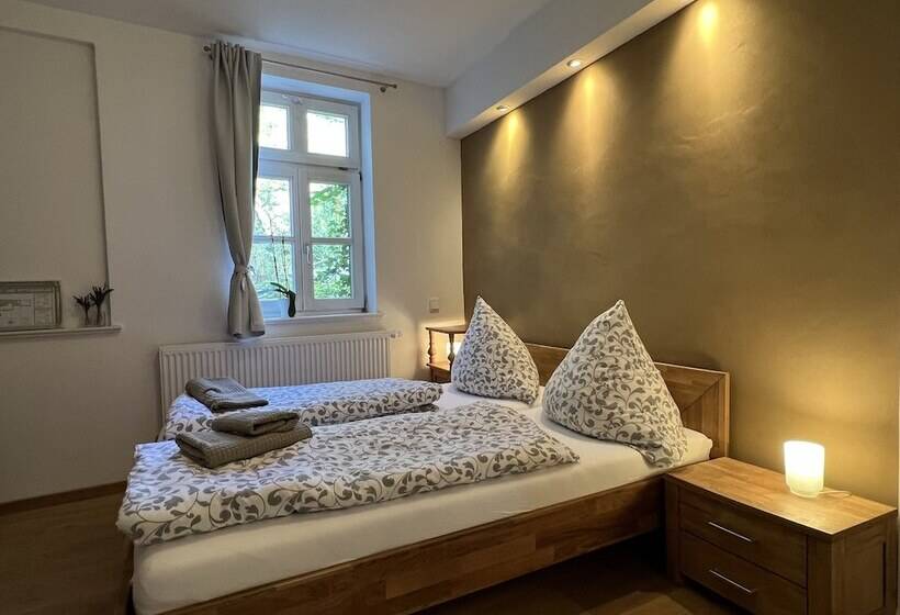 Апартаменты Deluxe 1 Спальня, Stella Apartments