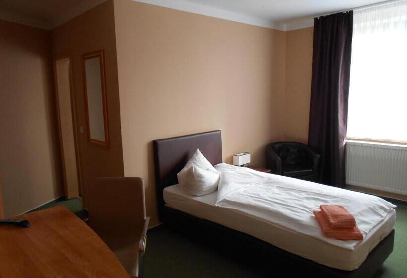 Номер Стандарт Индивидуальный, Síu Hotel Magdeburg
