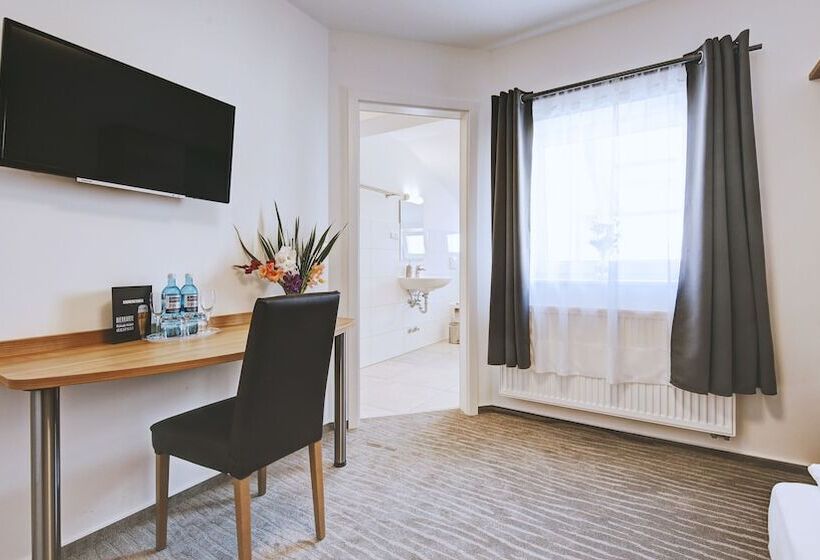 Номер Стандарт Индивидуальный, Boutique Hotel Kronenstuben