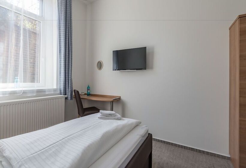 Номер Стандарт Индивидуальный, Boutique Hotel Kronenstuben