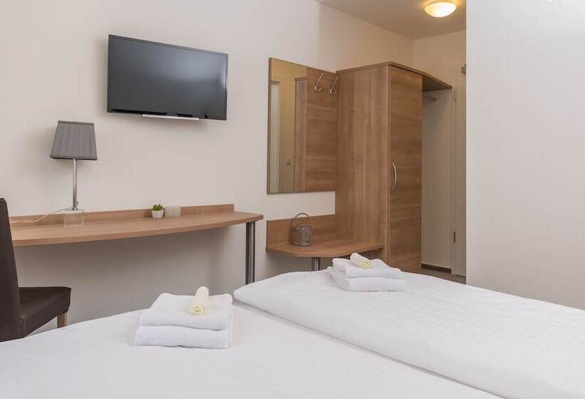 Номер Стандарт, Boutique Hotel Kronenstuben