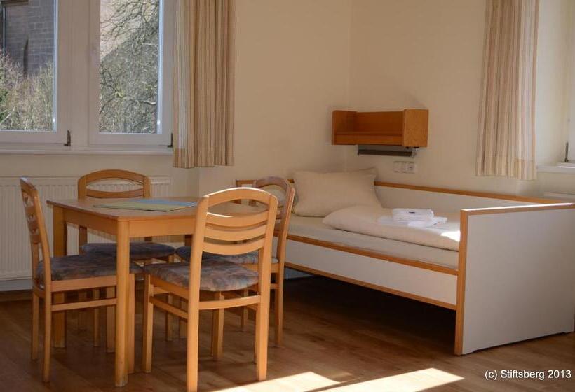 Номер Стандарт Трехместный, Stiftsberg   Bildungs  Und Freizeitzentrum