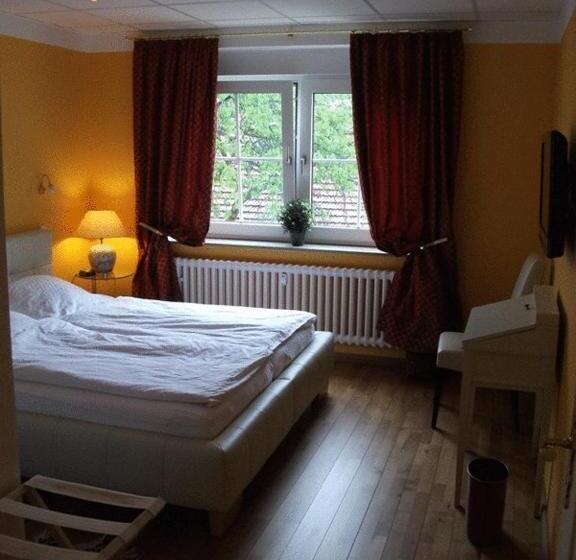 Номер Deluxe, Stadtresidenz