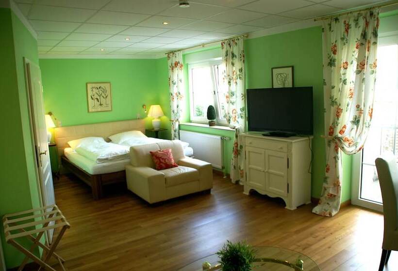 Номер Deluxe, Stadtresidenz