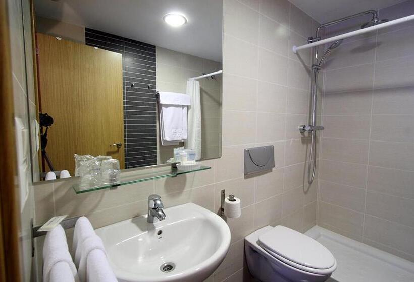 اتاق استاندارد, Dormavalencia Hostel