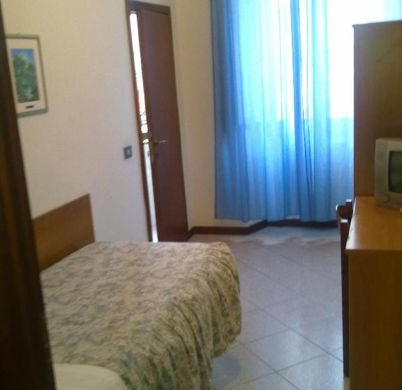 Номер Стандарт Индивидуальный, Albergo Italia Di Nardi Renzo & C Snc