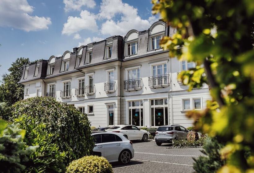 اتاق استاندارد با چشم‌انداز باغ, Rezydencja Luxury Hotel Bytom Piekary śląskie