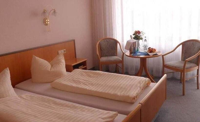 Номер Стандарт с Балконом, Limbacher Hof Landgasthof & Restaurant