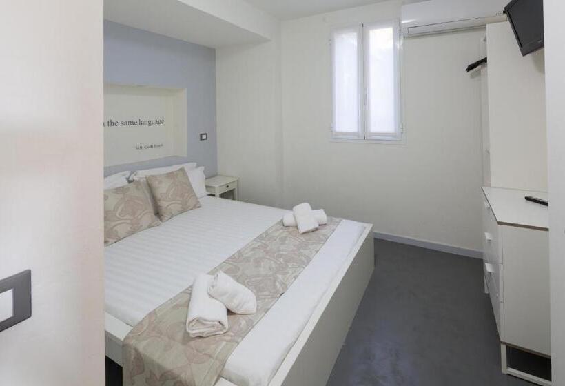 스탠다드 스튜디오, Villa Giada Resort
