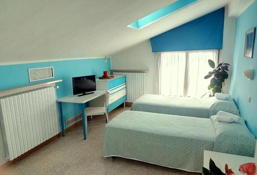 Трехместный Номер Классика, Centro Vacanze Cavallino Opera Nascimbeni