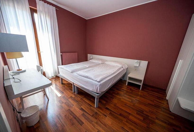 Номер Стандарт, Albergo All'ancora